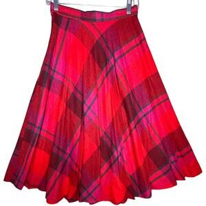 Vibrant Plaid A-Line Skirt in Red and Pink. Size 0 not 10 as on the tag.